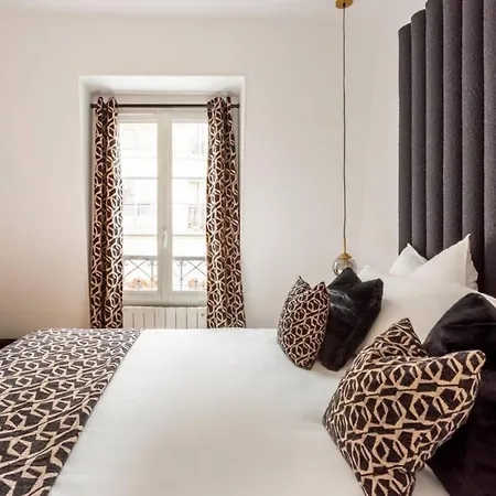 Villa 4 New * Paris