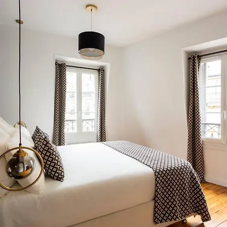 Villa 4 New Paris